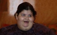 Aya, Marokkaans meisje van 11, weegt 200 kilo (video)