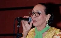 Neen, Hajja Hamdaouia is niet dood! (video)