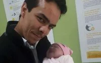 Hoofdrolspeler Ali Zoua papa geworden (video)