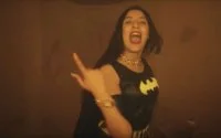 Marokkaanse Oumaima brengt nieuwe rapsong uit (video)