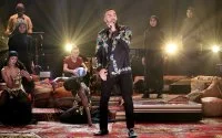 Bekijk French Montana's knappe prestatie in "The Four" (video)