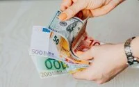 Forse daling geldoverdrachten migranten