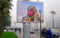Man in Marrakech sterft tijdens repareren reclamebord