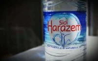 Mineraalwater "Sidi Harazem" vervuild