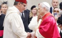 Marokkaanse premier Akhannouch bij nieuwe Paus 