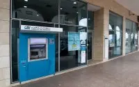 Bankmedewerker Tanger betrapt op miljoenendiefstal