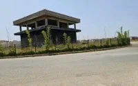 Verontwaardiging over bouw café op rotonde in Marokko (foto's)