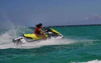 Marokkaanse stad verbiedt jetski's na aanrijding meisje