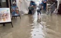Chaos in Essaouira na zware regenval