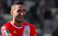 De terugkeer van de Tovenaar, Ziyech knalt met wereldgoal, elftal lonkt