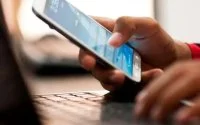 Internetrace tegen de klok in Marokko