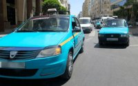 Taxioorlog Tanger: chauffeurs weigeren gebruik meter 