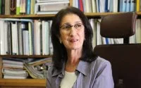 Amina Benkhadra 