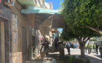 Nador haalt terrassen cafés weg (video)