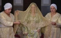 Sahar Seddiki viert huwelijk... (video)