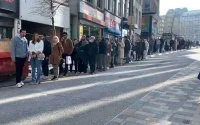 Honderden fans op voorstelling Hassan El Fad in Brussel