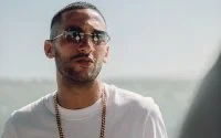 Hakim Ziyech geniet van vakantie in Marrakech (foto)