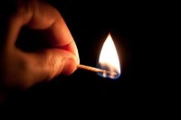 Gemeentevoorzitter in Marokko probeert eigen vrouw levend te verbranden