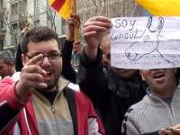 Demonstranten eisen het vertrek van de Consul van Marokko in Barcelona