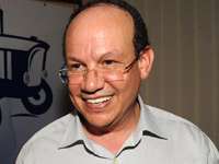 Fouad Ali El Himma investeert in de pers
