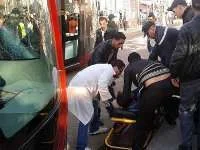 Motorrijder door tram meegesleurd in Casablanca 