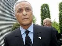 Hosni Benslimane op pensioen gestuurd 