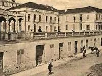 Instorting dak hotel in Tangier: zes gewonden