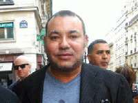 Koning Mohammed VI gespot in Parijs