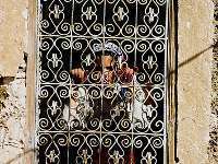 Man houdt gezin 16 jaar opgesloten in Fez