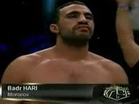 Badr Hari wint van Ignashov in Moskou