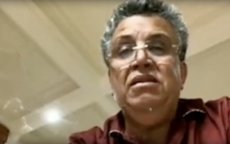 Marokko: minister geeft interview in pyjama (video)