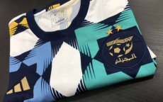 Adidas "betreurt controverse" rond zellige-shirt Algerije