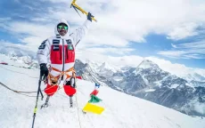 Man met geamputeerde benen beklimt Toubkal én Everest