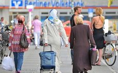 Hoeveel Marokkanen vertrokken dit jaar naar het buitenland?