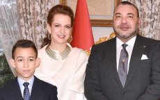 Mohammed VI verbreekt vasten bij grote zus Lalla Salma 
