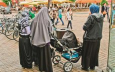 Marokkaanse zender ontmoet Marokkanen in Amsterdam