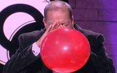 Hilarisch: Marokkaanse acteurs zuigen helium uit ballon in televisieshow