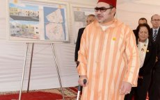 Koning Mohammed VI met kruk op officiële ceremonie