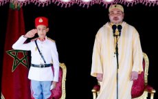 Kroonprins Moulay Hassan voor het eerst in legeruniform