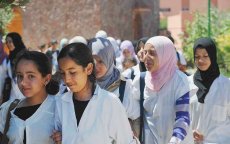 Meisje van 11 gegijzeld om te korte schort in Marokko