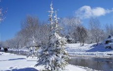 Ifrane bedolven onder laag sneeuw (foto's)