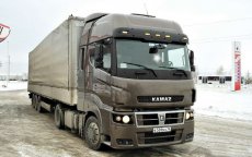 Russische vrachtwagenbouwer KamAz wil fabriek in Marokko openen (video)