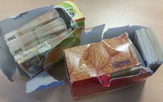Marokkanen opgepakt met 174.000 euro in pakjes koekjes