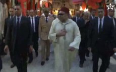 Koning Mohammed VI door grote menigte verwelkomd in Fez (video)