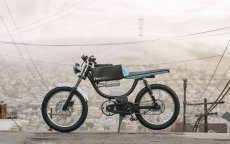 Ambtenaren Chefchaouen krijgen elektrische motorfietsen