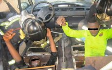 Migranten uit dubbele bodem auto gered in Melilla (video)