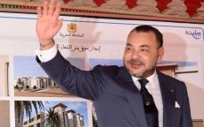Mohammed VI schiet wereld-Marokkanen in Spaanse haven te hulp