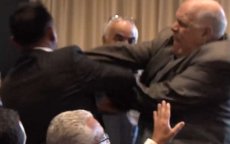 Oude Marokkaan met geweld uit debat met minister Anis Birou in Brussel gezet (video)