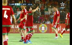 Beelden galawedstrijd met Diego Maradona in Laayoune (video)