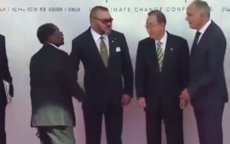 Koning Mohammed VI gunt president Zimbabwe geen blik waardig (video)